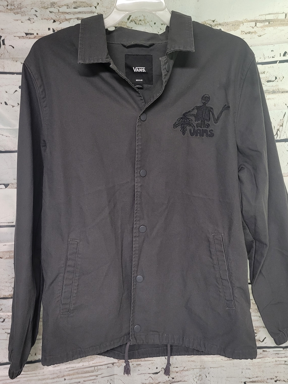 Vans Skeleton Embroidered Coach Jacket Black Snap Front Cotton Medium